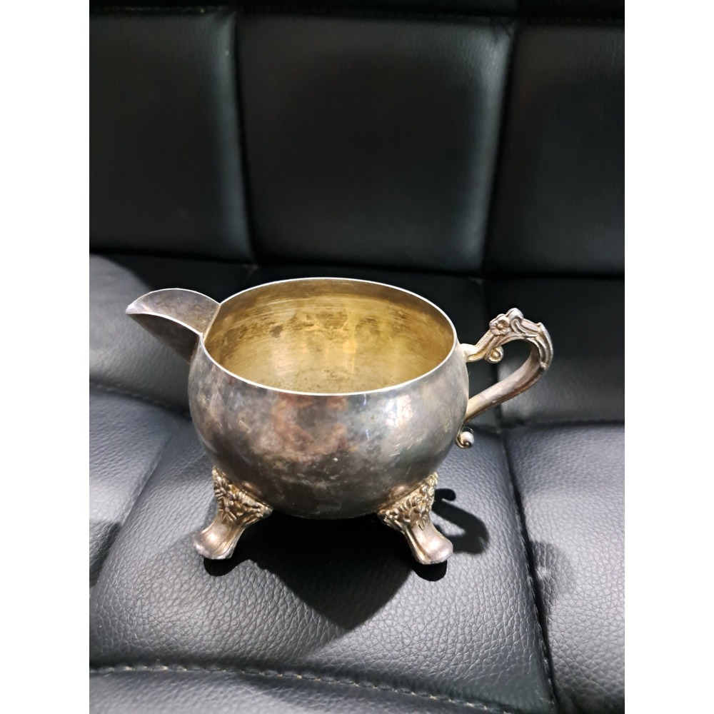 Vintage International Silver Creamer Ornate - Picture 1 of 4